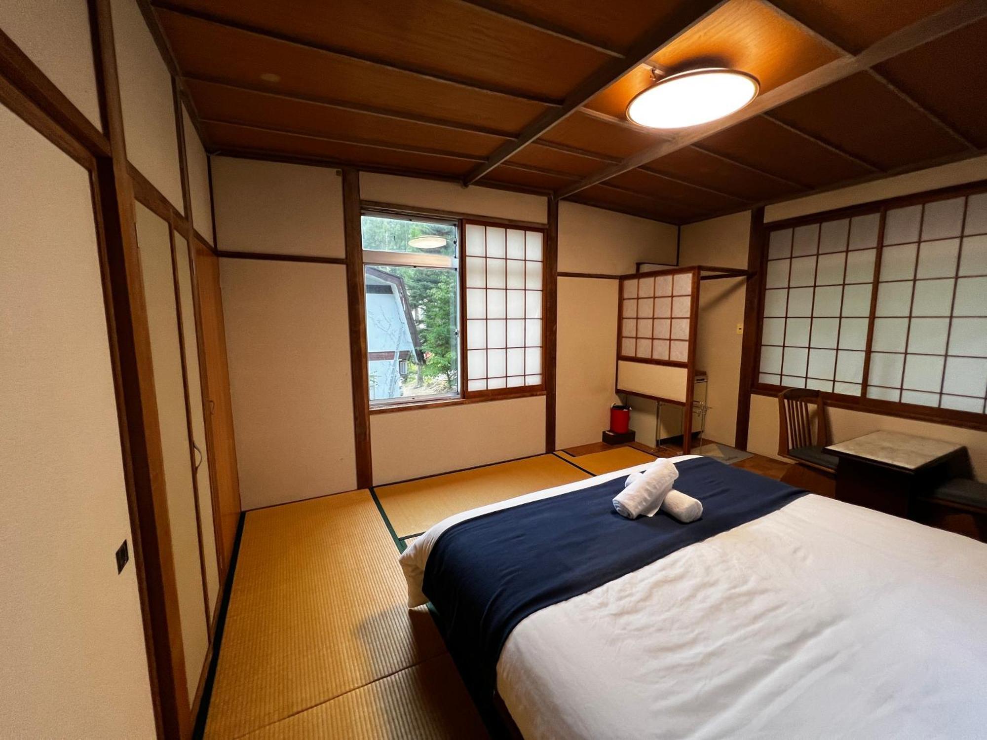 Sneaky Peaks Hotel Hakuba Eksteriør billede